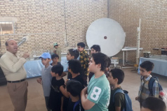 بازدید دانش‌آموزان کانون فرهنگی هنری اباصالح کاشان از فیزیک‌سرای دانشگاه