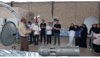 گزارش تصویری بازدید گروه‌هایی از دانشجویان دانشکده فیزیک دانشگاه کاشان از فیزیک‌سرای این دانشگاه، پنجم خرداد ۱۴۰۴
